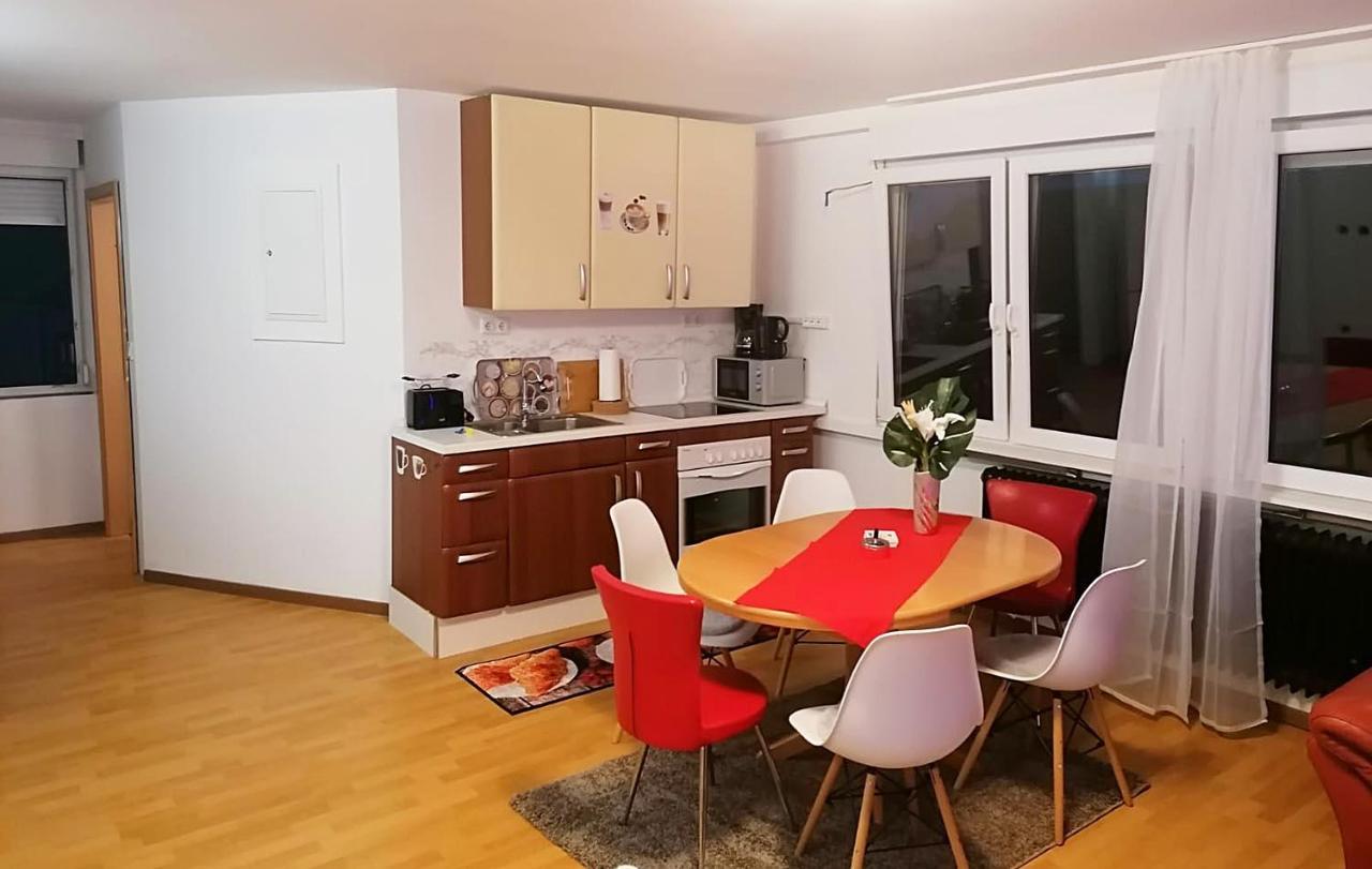 Gemuetliche Apartments In Niederdorfelden ภายนอก รูปภาพ